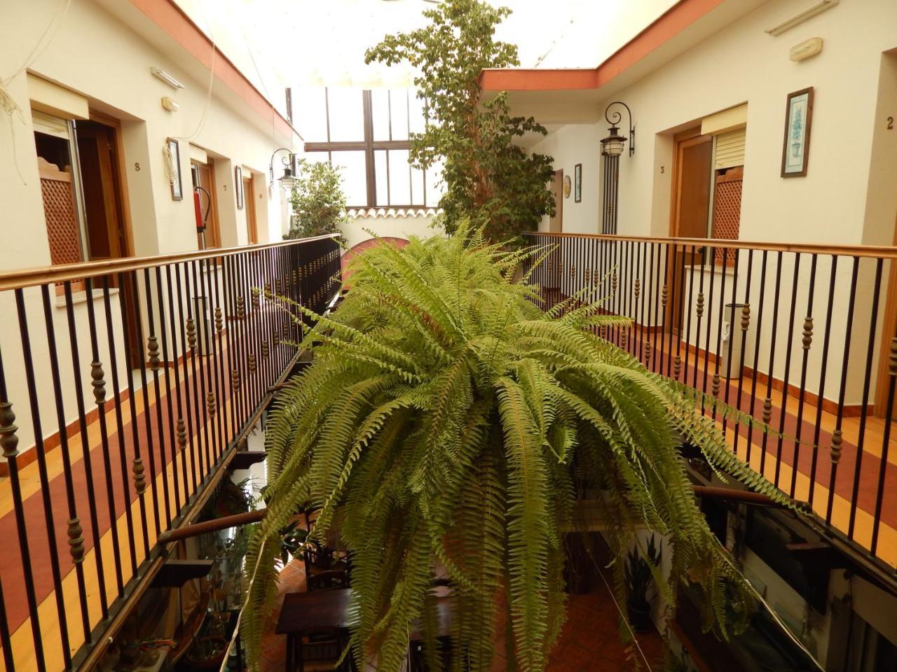 Hostal Cristina Чипиона Экстерьер фото