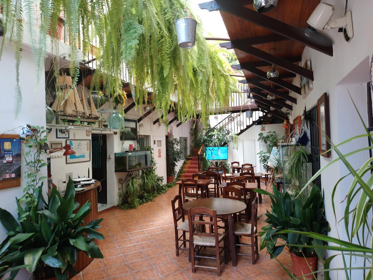 Hostal Cristina Чипиона Экстерьер фото